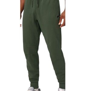 Fabletics Men’s Green Joggers M Athletic  Drawstring Performance Activewear